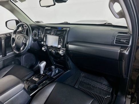 Used 2023 Toyota 4Runner TRD Off-Road Premium image 15