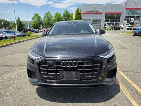 Used 2020 Audi Q8 Premium Plus w/ Premium Plus Package AWD/4WD image 2