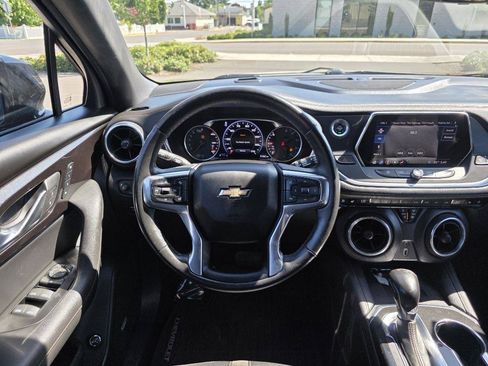 Used 2019 Chevrolet Blazer Premier w/ Driver Confidence II Package FWD image 13