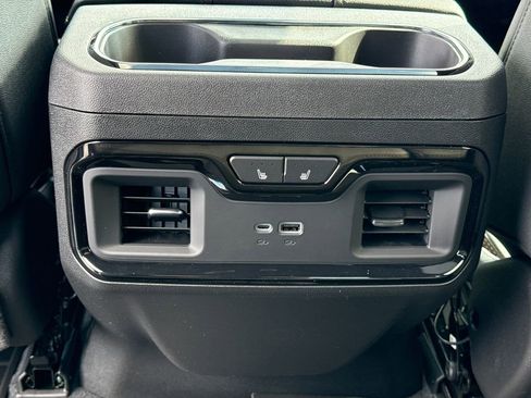 New 2026 GMC Sierra 3500 AT4 w/ AT4 Premium Plus Package AWD/4WD image 32