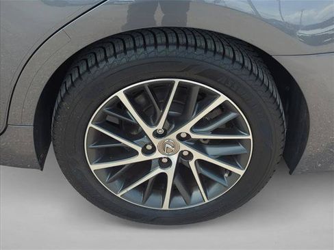 Used 2018 Lexus ES 350 w/ Luxury Package w/Wood Trim FWD image 6