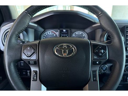 Certified 2023 Toyota Tacoma TRD Off-Road w/ Advanced Technology Package AWD/4WD image 24