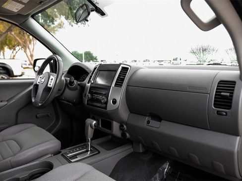 Used 2019 Nissan Frontier S image 9