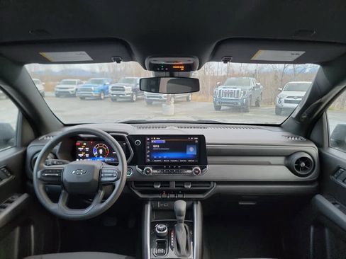 Certified 2025 Chevrolet Colorado Trail Boss image 23