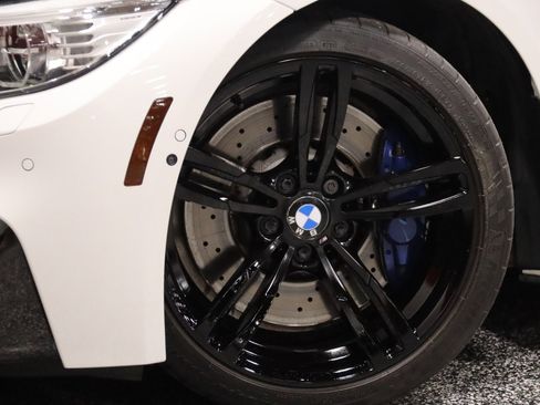Used 2016 BMW M4 Coupe image 19