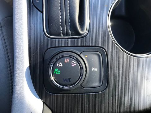 Used 2019 GMC Acadia SLT image 33