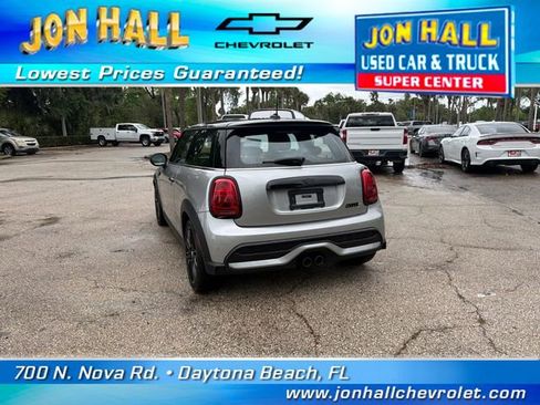 Used 2024 MINI Cooper S w/ Signature Upholstery Package image 8