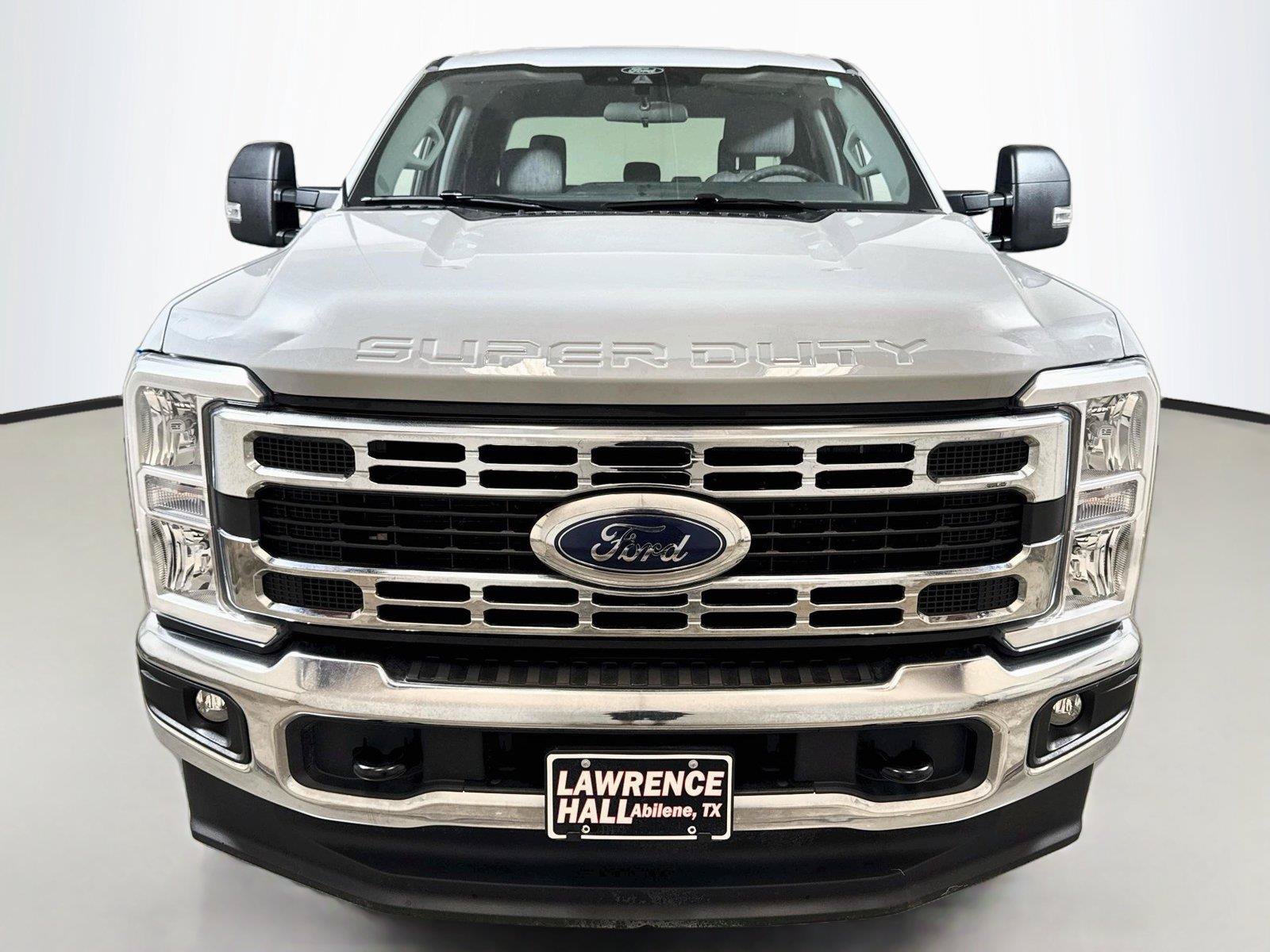 Used 2026 Ford F350 XLT w/ FX4 Off-Road Package AWD/4WD image 2