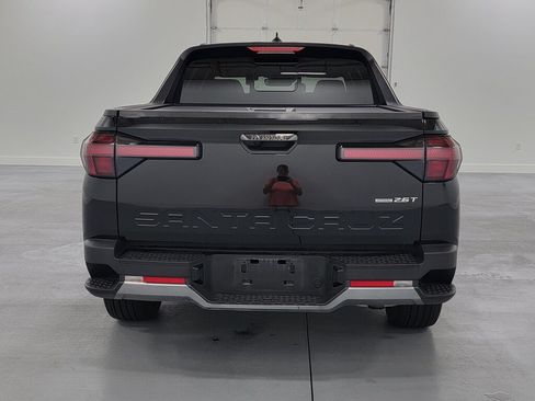 Used 2023 Hyundai Santa Cruz Limited AWD/4WD image 9