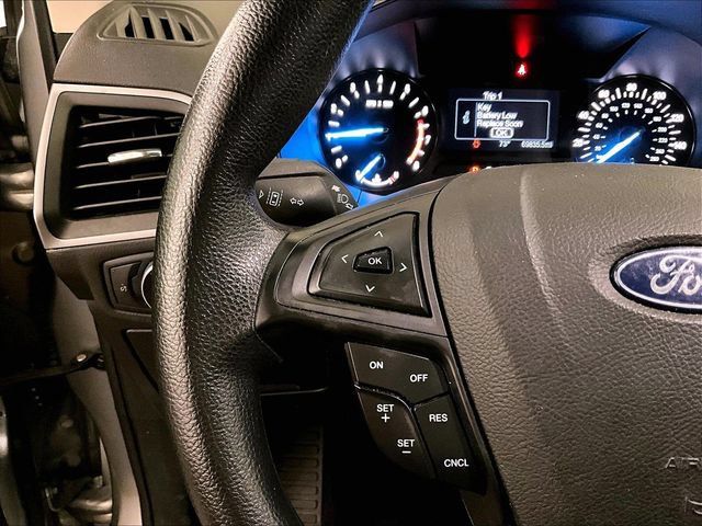 Used 2020 Ford Edge SE FWD image 17