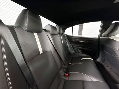 Used 2025 Toyota Camry SE FWD image 38