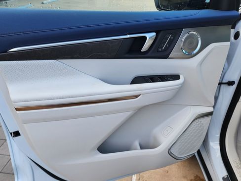 New 2026 Buick Enclave Avenir w/ Super Cruise Package image 13