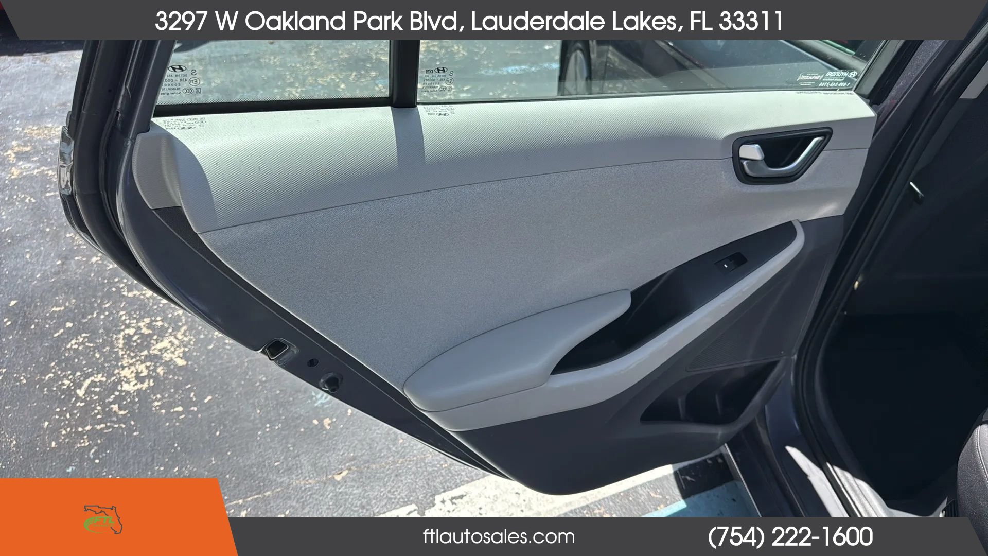 Used 2018 Hyundai Ioniq Blue FWD image 22