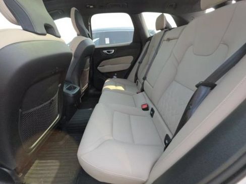Used 2026 Volvo XC60 B5 Plus AWD/4WD image 6