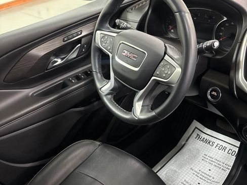 Used 2023 GMC Terrain SLT w/ Tech Package FWD image 26