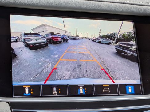 Used 2025 Cadillac XT5 Premium Luxury w/ Technology Package FWD image 31