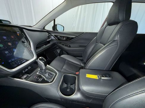 Used 2024 Subaru Outback Limited image 21