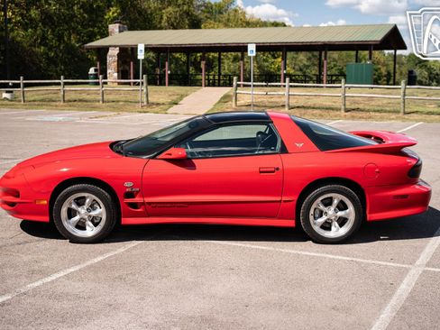 Used 2000 Pontiac Firebird Formula w/ NHRA Formula Pkg image 9