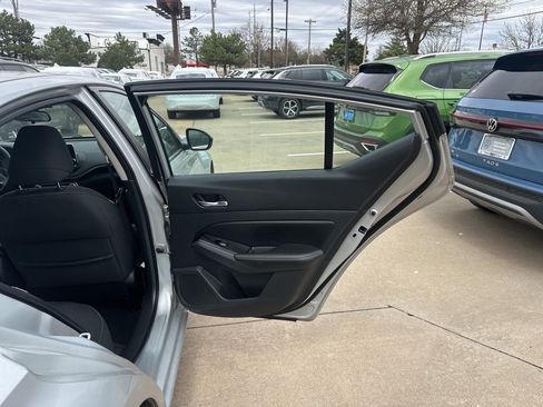 Used 2021 Nissan Altima 2.5 SV image 17