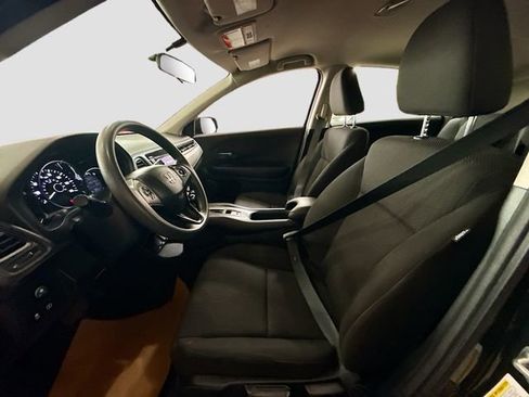 Used 2018 Honda HR-V LX image 20