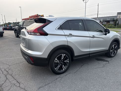 Used 2025 Mitsubishi Eclipse Cross SE AWD/4WD image 3