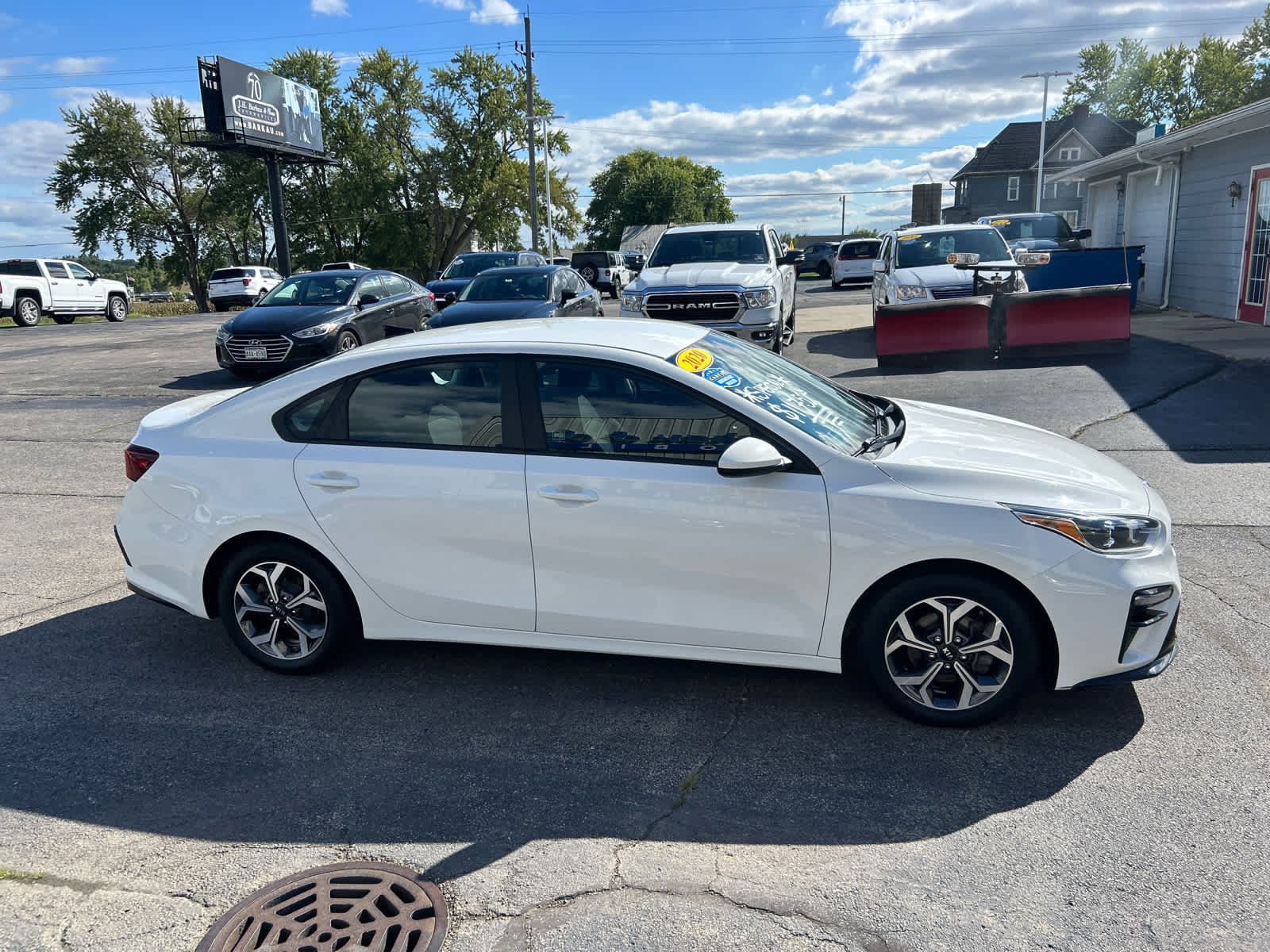 Used 2020 Kia Forte LXS FWD image 8