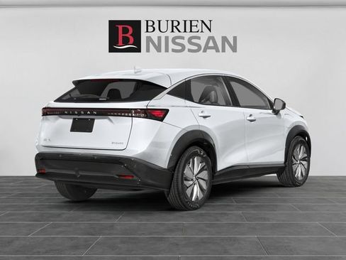 Used 2024 Nissan Ariya AWD image 2
