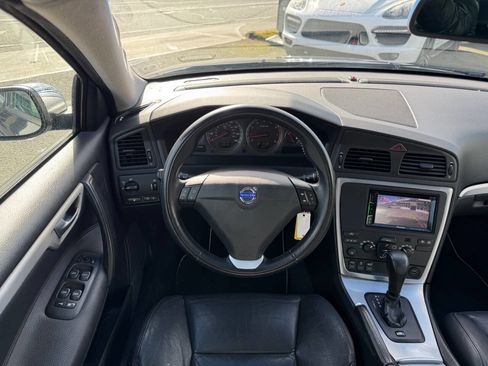 Used 2006 Volvo S60 T5 image 16