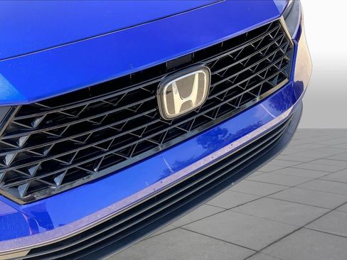 Used 2025 Honda Accord Sport image 30
