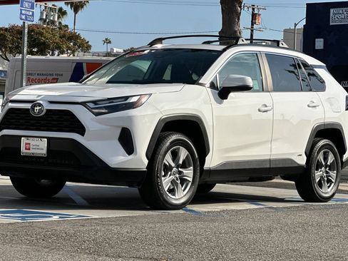 Certified 2023 Toyota RAV4 XLE w/ Convenience Package AWD/4WD image 8