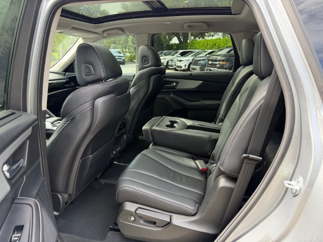 Used 2023 Acura MDX w/ Technology Package FWD image 14