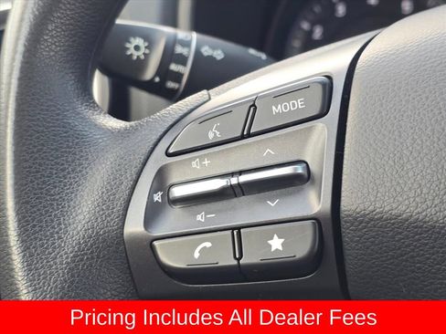 Used 2023 Hyundai Kona SEL AWD/4WD image 20