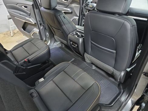 New 2026 Chevrolet Traverse High Country w/ LPO, Floor Liner Package AWD/4WD image 12