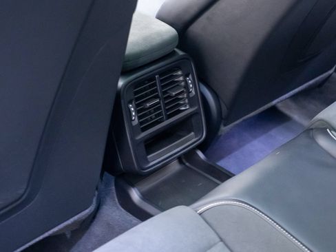 Certified 2024 Porsche Taycan GTS AWD/4WD image 19