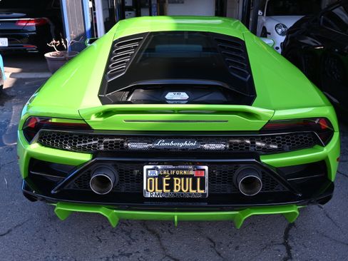 Used 2021 Lamborghini Huracan EVO RWD image 85
