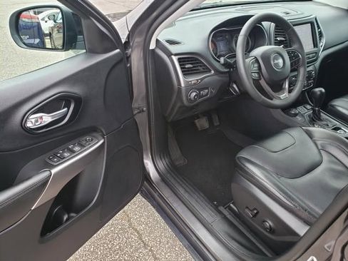 Used 2022 Jeep Cherokee Latitude Lux AWD/4WD image 9