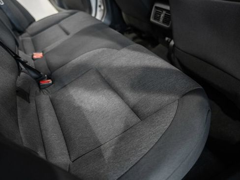 Used 2025 Toyota Camry LE image 28