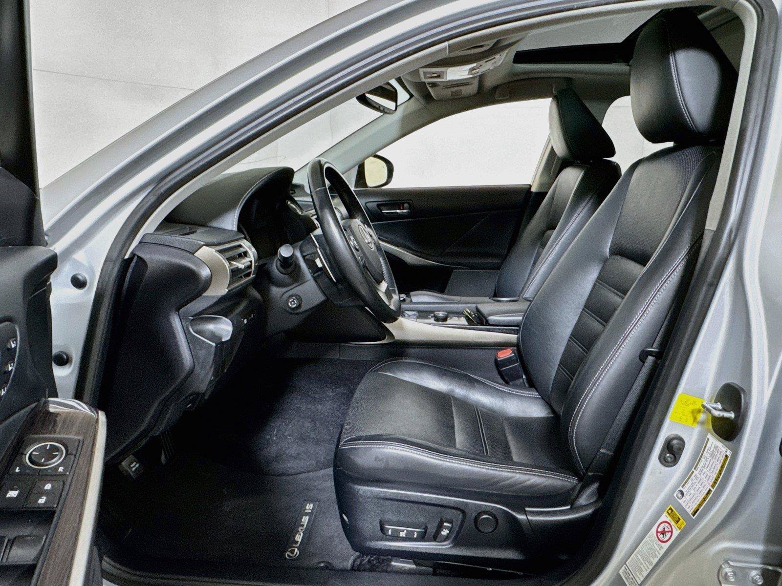 Used 2014 Lexus IS 350 AWD w/ Luxury Package w/Gray Wood image 19