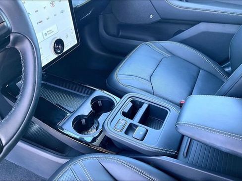 Used 2025 Ford Mustang Mach-E Premium AWD/4WD image 17