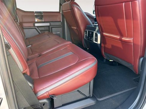 Used 2022 Ford F450 Platinum w/ FX4 Off-Road Package image 13