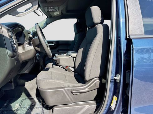 Used 2021 Chevrolet Silverado 1500 Custom AWD/4WD image 19