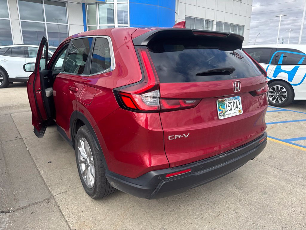 Used 2024 Honda CR-V EX-L image 3