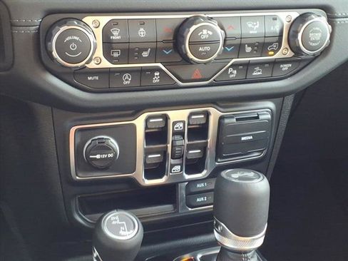 New 2026 Jeep Wrangler Sahara image 9