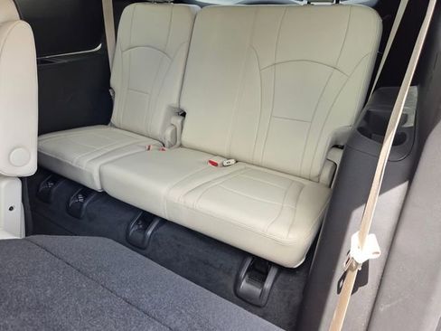 Used 2022 Buick Enclave Essence w/ Experience Buick Package image 10