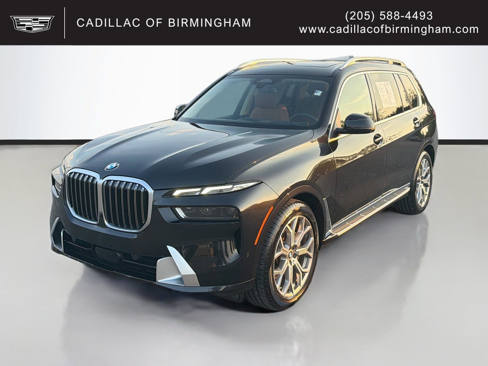 Used 2024 BMW X7 xDrive40i w/ Premium Package AWD/4WD image 1
