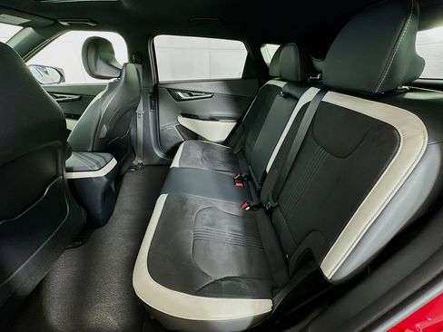 Used 2024 Kia EV6 GT-Line image 28