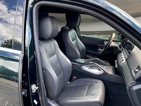Used 2020 Mercedes-Benz GLS 580 4MATIC image 6