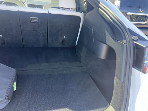 Used 2022 Tesla Model Y Performance AWD/4WD image 34