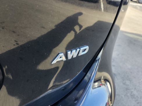 Used 2018 Nissan Rogue Sport S image 19