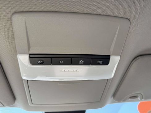 Used 2023 Nissan Altima 2.5 SV FWD image 32